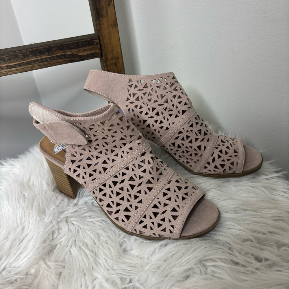 Seychelles Elegant Pink Women's Shoes Size 8.5